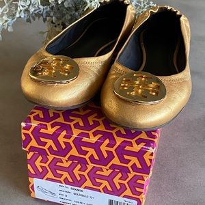 tory burch kids sandals